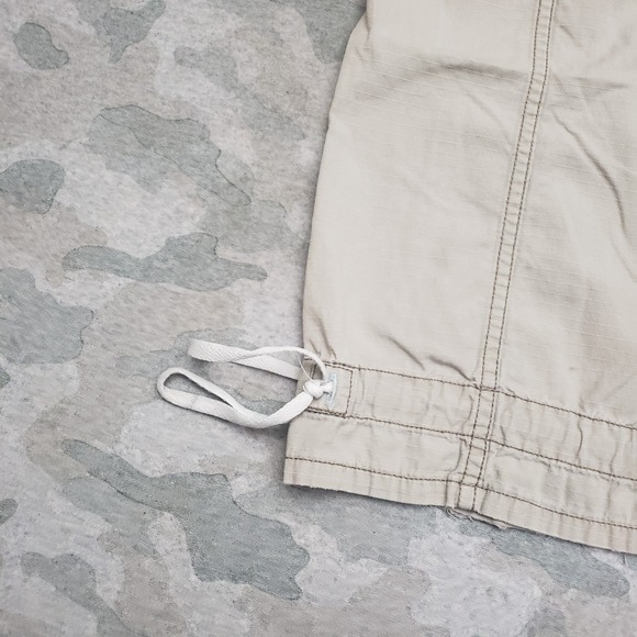Vintage Levis Pants Womens Large Tan Low Slouch Cargo Pockets Y2K - Picture 6 of 15